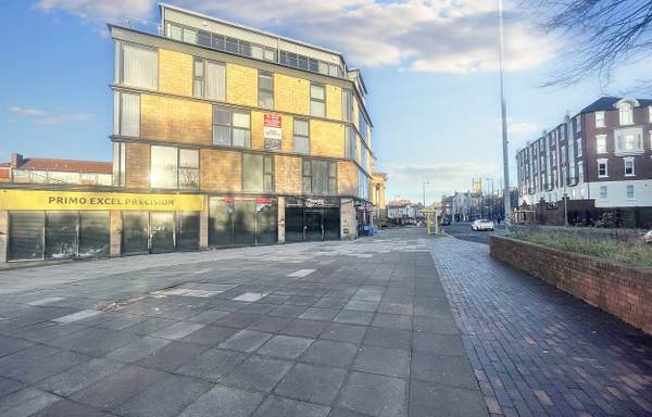 1 Sankey Street, Apt 9
